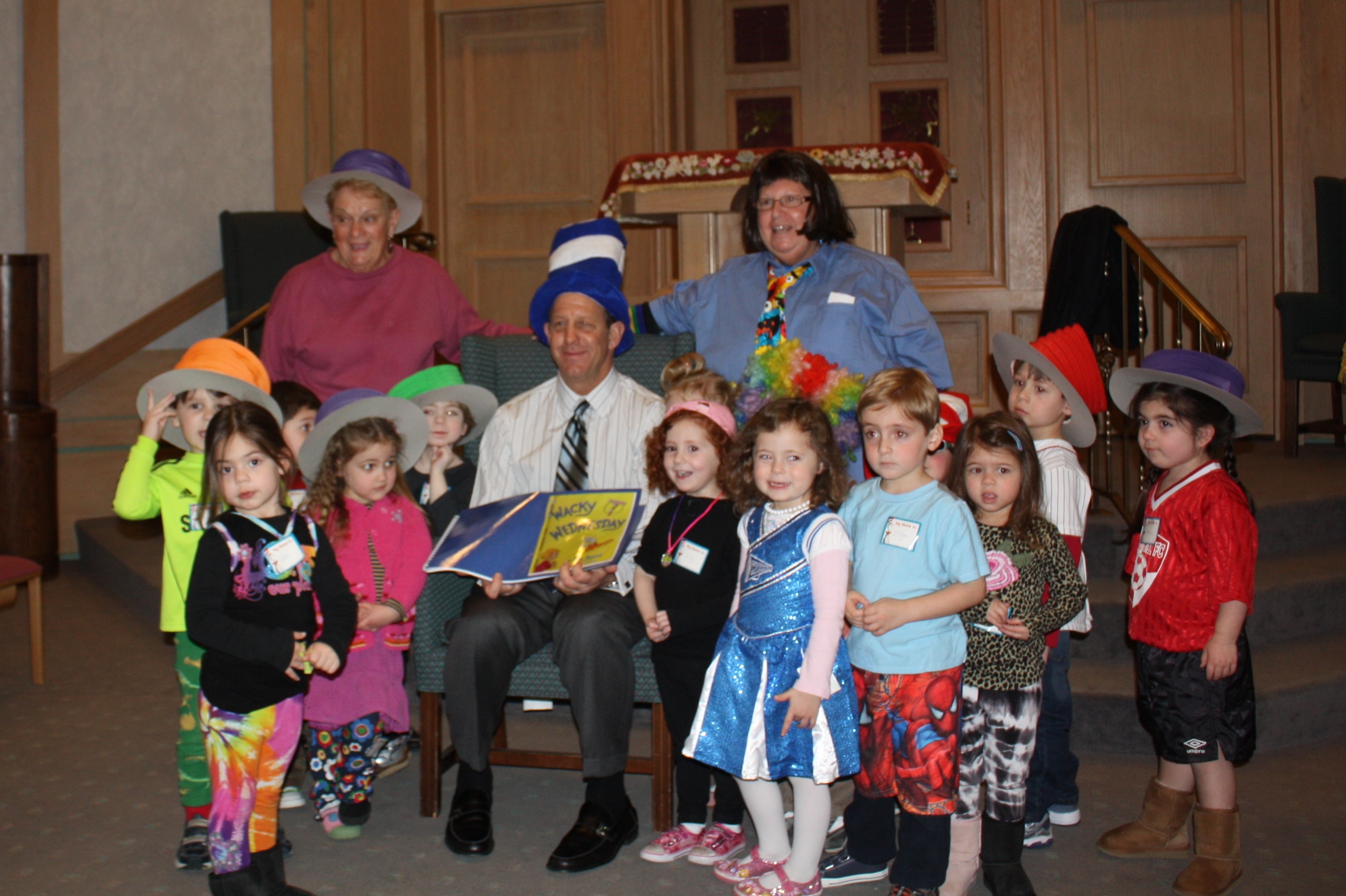 Read Across America Temple Beth Sholom 6